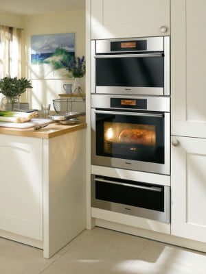 Built-in double electric ovens