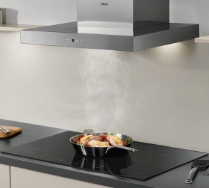 Powerful and efficient kitchen cooker hood