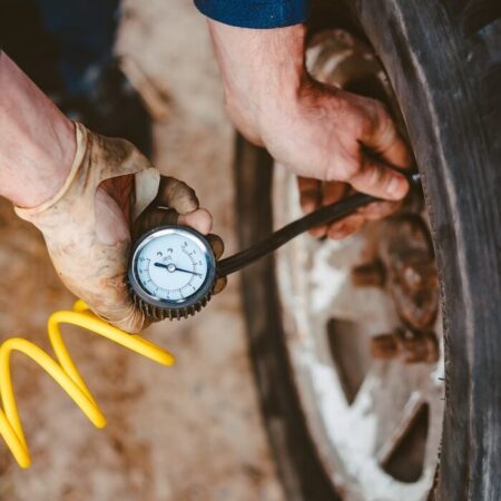 Tyre presure using the best air compressor