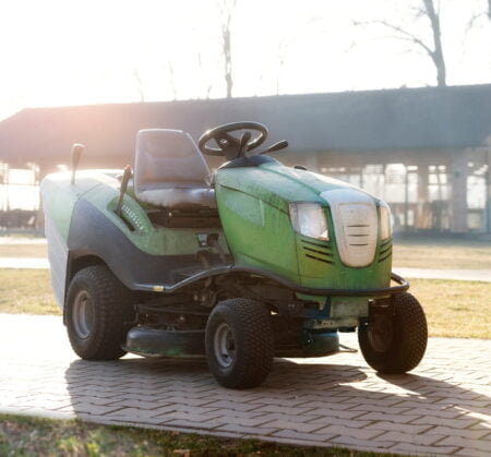 Riding Lawn Mowers for large lawns