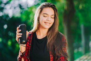 How to Choose the Best Portable Speaker
