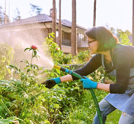 Garden hose nozzels and attachments to make your life easier