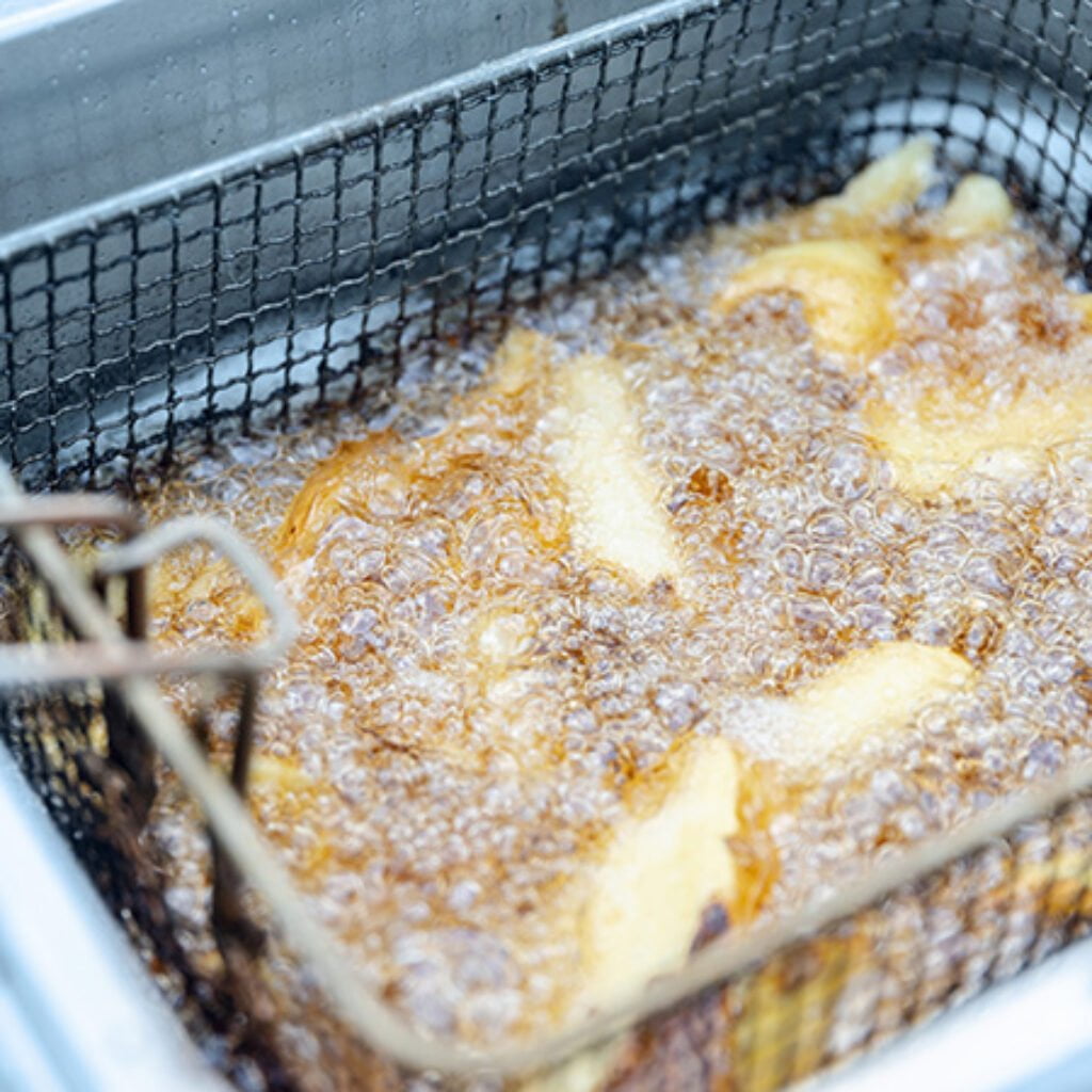 How to Choose the Best Deep Fryer (2024 Review) ElectroGuide.co.uk