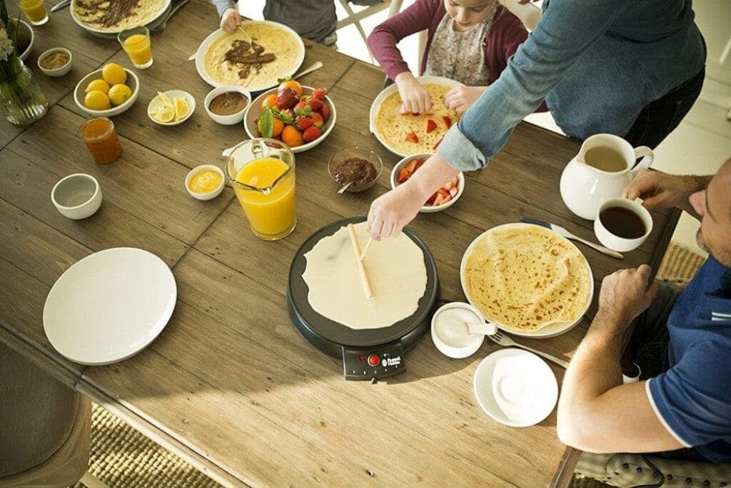 Crepe maker family time Crepe maker family time