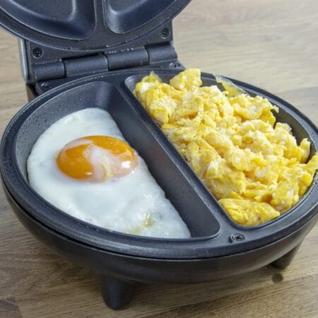Cooking eggs many ways omelette maker kitchen